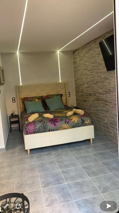Belle Appartement Studieux Centre Ville Avignon Bagian luar foto